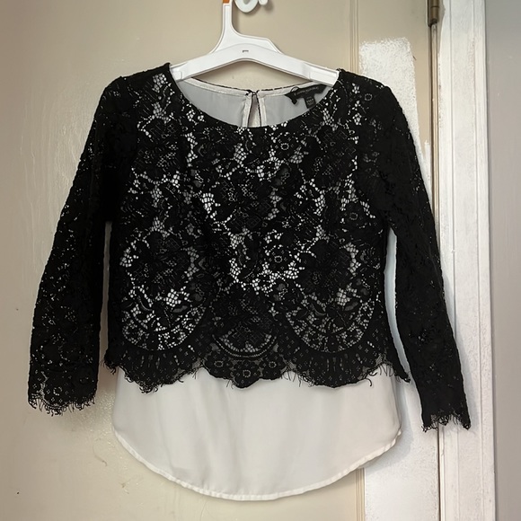 Banana Republic XXS petite black lace dress shirt with white lining - Picture 2 of 5